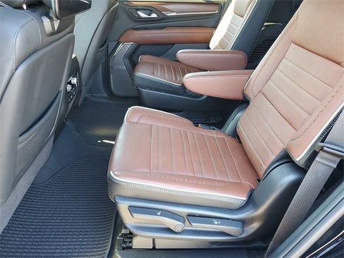Used 2024 GMC Yukon Denali Ultimate image 22