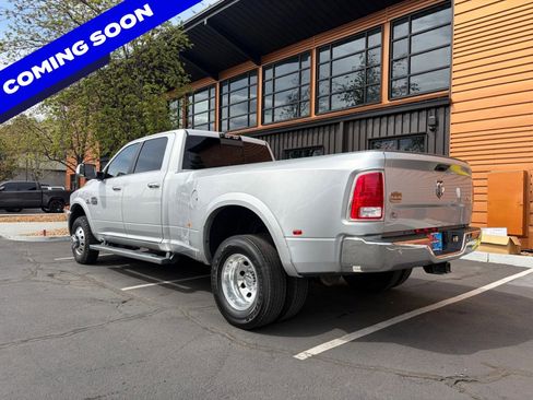 Used 2018 RAM 3500 Laramie Longhorn AWD/4WD image 3