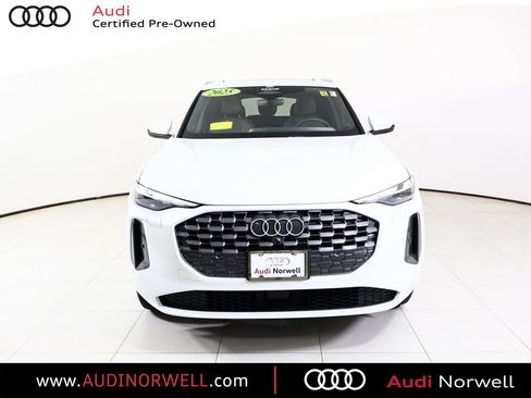 Certified 2025 Audi Q5 Premium w/ Convenience Package AWD/4WD image 11