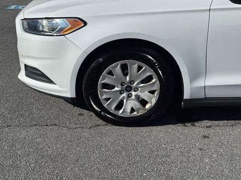 Used 2014 Ford Fusion S image 8