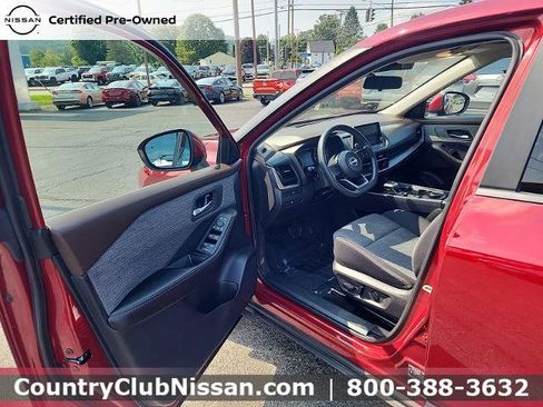 Certified 2023 Nissan Rogue SV AWD/4WD image 10