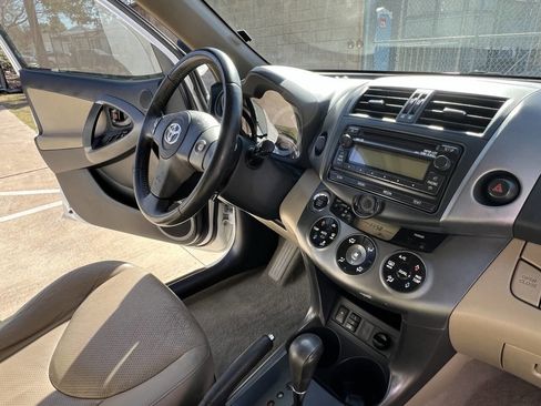 Used 2012 Toyota RAV4 Limited w/ Premium Plus Value Pkg image 21