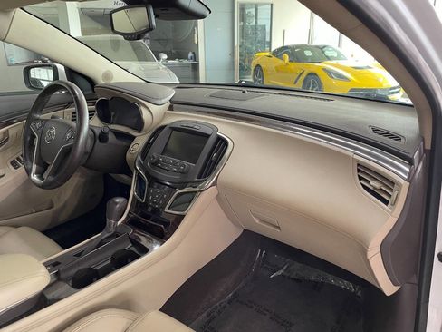 Used 2015 Buick LaCrosse Premium image 30