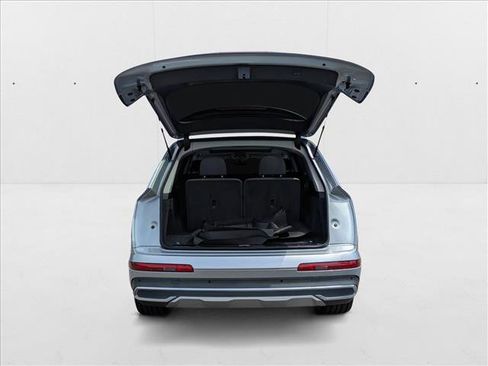 Used 2023 Audi Q7 3.0T Premium Plus image 7