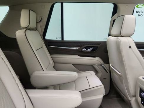 Used 2024 GMC Yukon Denali AWD/4WD image 27
