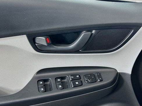 Certified 2023 Hyundai Kona SEL image 17