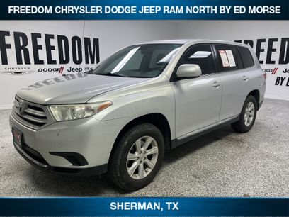 Used 2012 Toyota Highlander SE
