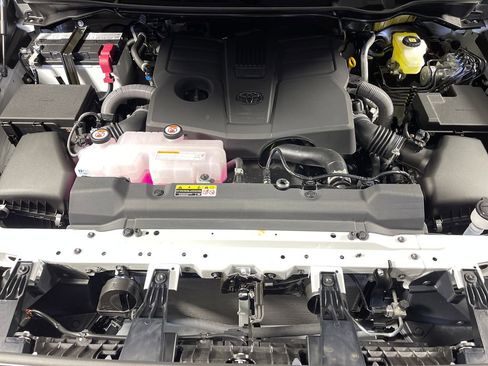 New 2026 Toyota Tundra 1794 Edition AWD/4WD image 9