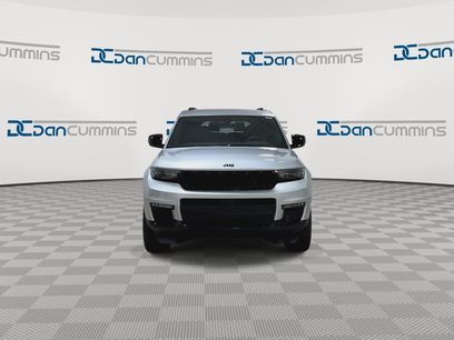 New 2025 Jeep Grand Cherokee L Limited w/ Black Appearance Package