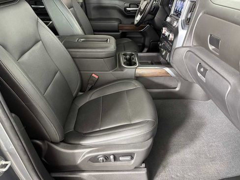 Used 2022 GMC Sierra 1500 SLT w/ SLT Premium Package image 11