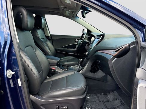 Used 2018 Hyundai Santa Fe Sport w/ Cargo Package FWD image 29