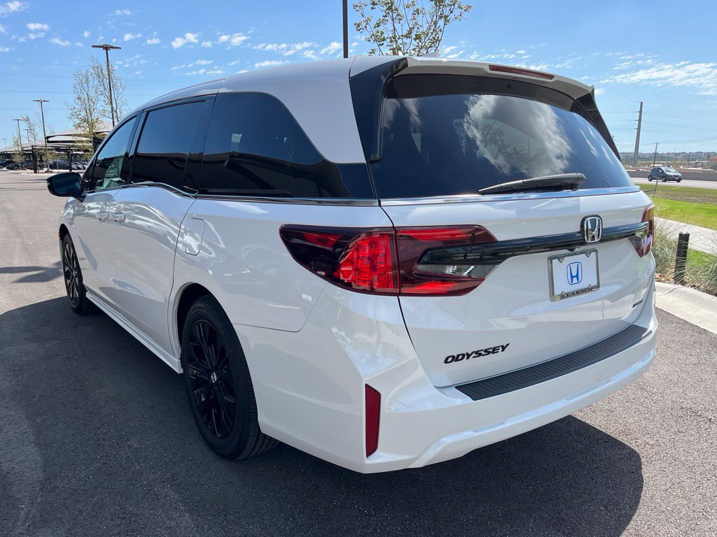 Certified 2026 Honda Odyssey Sport-L image 6