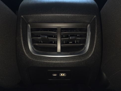 Used 2020 Chevrolet Blazer LT FWD image 26