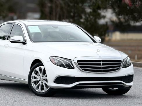 Used 2017 Mercedes-Benz E 300 image 47