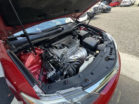 Used 2014 Toyota Camry SE FWD image 30
