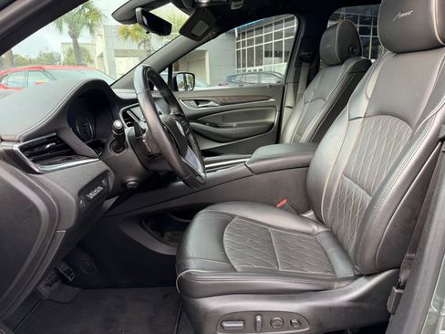 Used 2023 Buick Enclave Avenir w/ Avenir Technology Package image 8