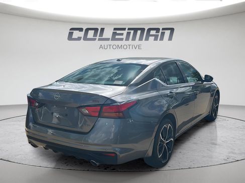 Used 2024 Nissan Altima 2.5 SR AWD/4WD image 4