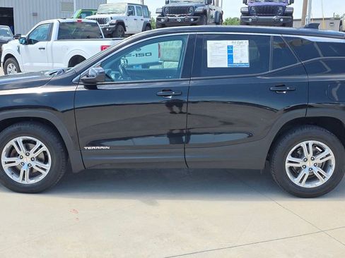 Used 2018 GMC Terrain SLE AWD/4WD image 2