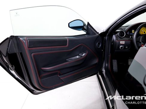 Used 2010 Ferrari 599 GTB Fiorano RWD image 10