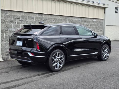 New 2026 Cadillac Optiq Luxury 2 AWD/4WD image 9
