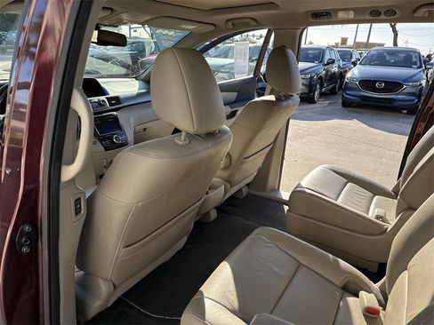Used 2017 Honda Odyssey EX-L image 35