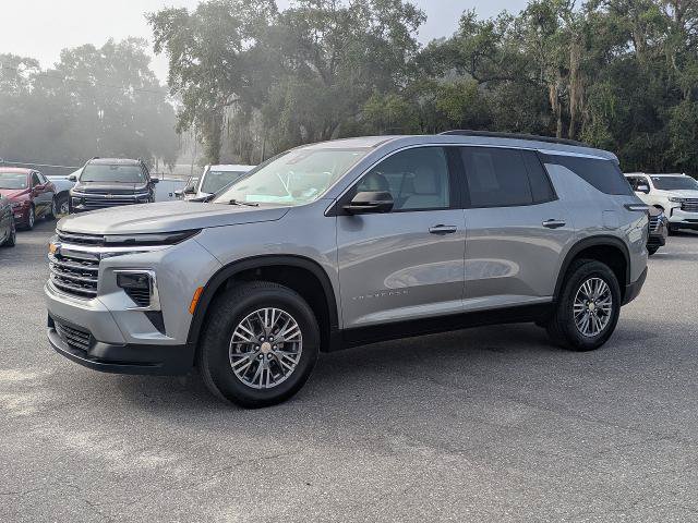 Certified 2026 Chevrolet Traverse LT w/ Driver Confidence Package FWD image 8