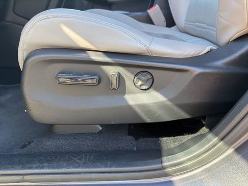 Used 2017 Honda CR-V EX-L image 23