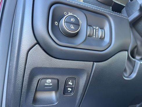 Used 2023 RAM 1500 Limited image 23