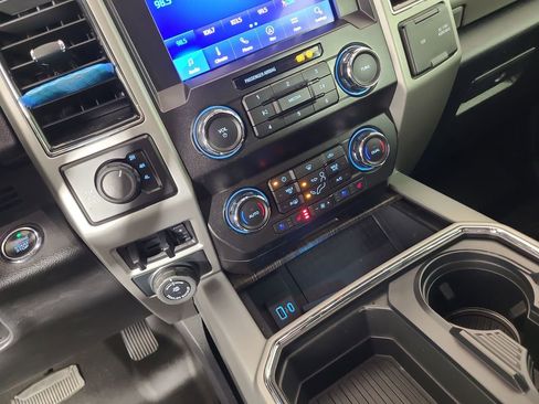 Used 2021 Ford F250 Lariat image 16