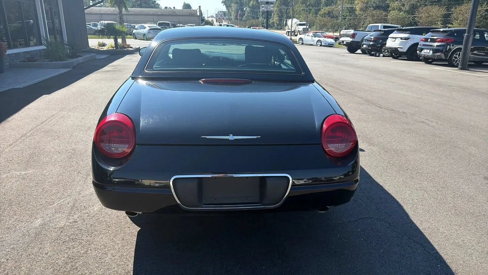Used 2002 Ford Thunderbird RWD image 6