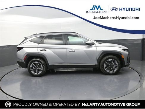 New 2026 Hyundai Tucson SEL image 1