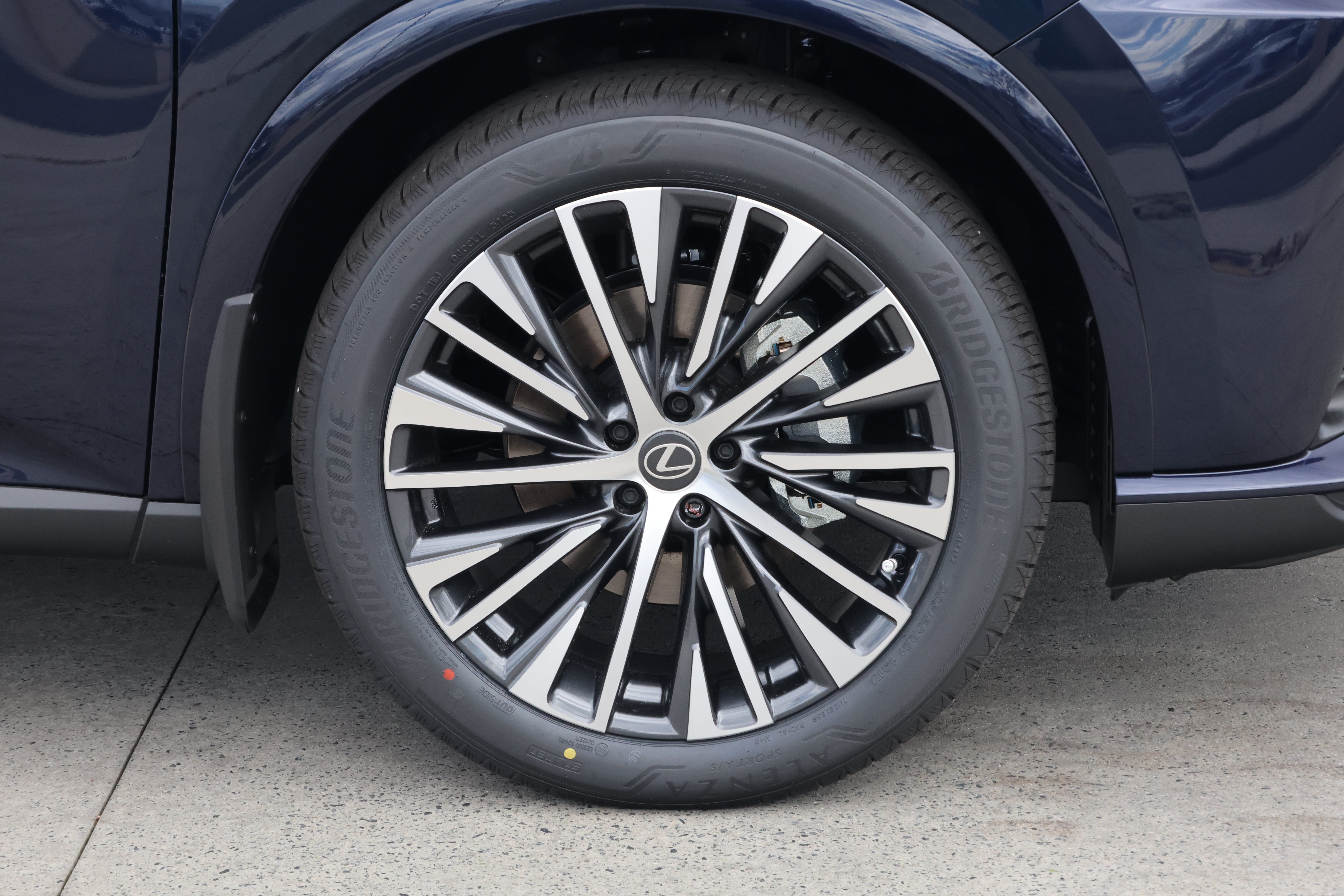 New 2026 Lexus RX 350 Premium Plus w/ Accessory Package (K3) FWD image 11