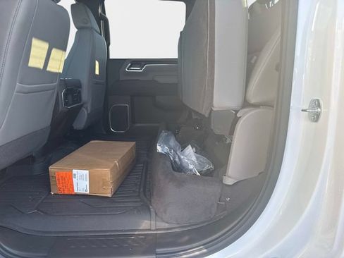 New 2026 GMC Sierra 2500 SLT w/ SLT Premium Package AWD/4WD image 12