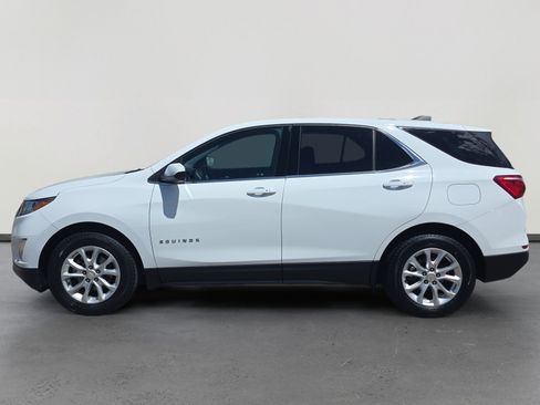 Used 2019 Chevrolet Equinox LT image 2