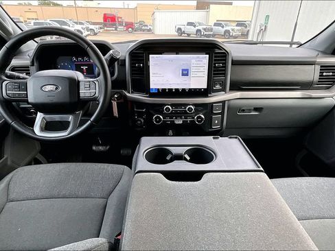 Used 2025 Ford F150 XLT w/ Equipment Group 301A Standard AWD/4WD image 18