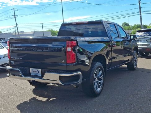 Used 2025 Chevrolet Silverado 1500 LT AWD/4WD image 4