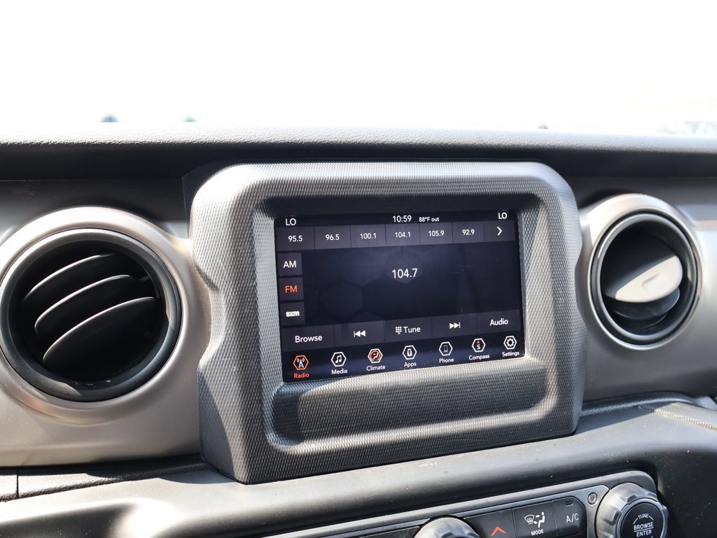 Used 2020 Jeep Wrangler Unlimited Sport AWD/4WD image 32