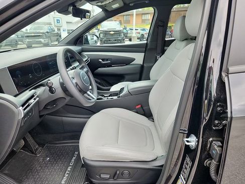 Used 2025 Hyundai Santa Cruz SEL AWD/4WD image 13