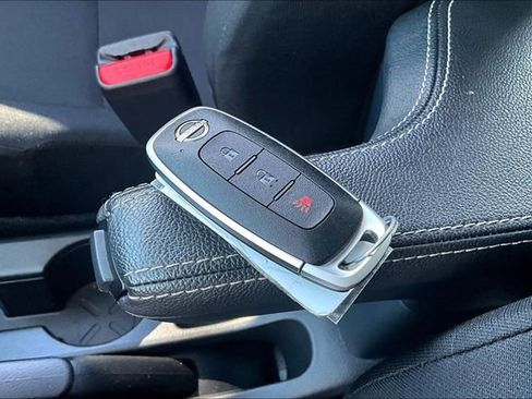 Used 2025 Nissan Kicks Play S FWD image 31