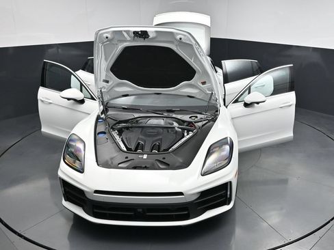 New 2026 Porsche Panamera 4 AWD/4WD image 30