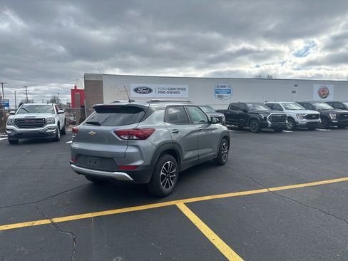 Used 2025 Chevrolet TrailBlazer LT image 5