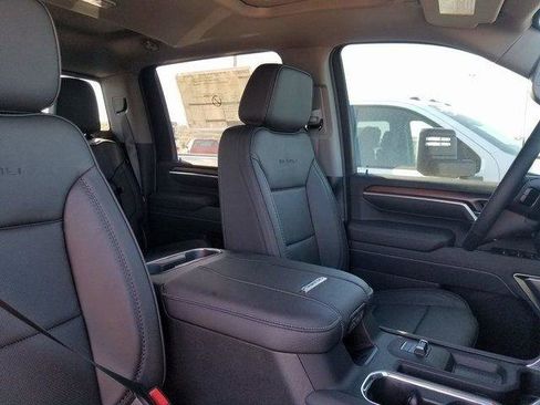 New 2025 GMC Sierra 2500 Denali w/ Denali Reserve Package image 14