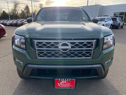 Certified 2024 Nissan Frontier SV w/ Technology Package image 8