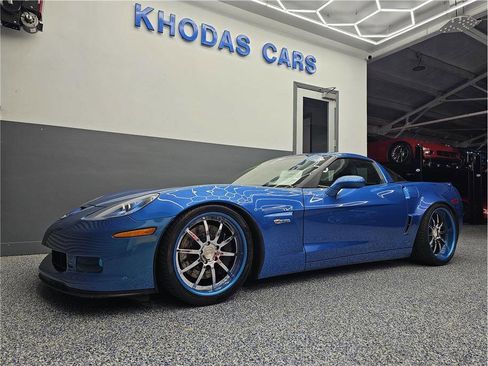 Used 2008 Chevrolet Corvette Z06 w/ Preferred Equipment Group RWD image 2