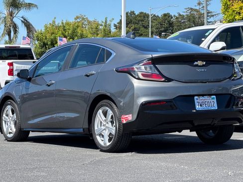Used 2017 Chevrolet Volt LT FWD image 7
