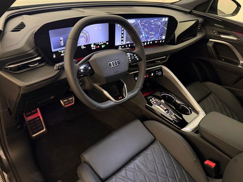 New 2026 Audi SQ5 Premium Plus AWD/4WD image 4