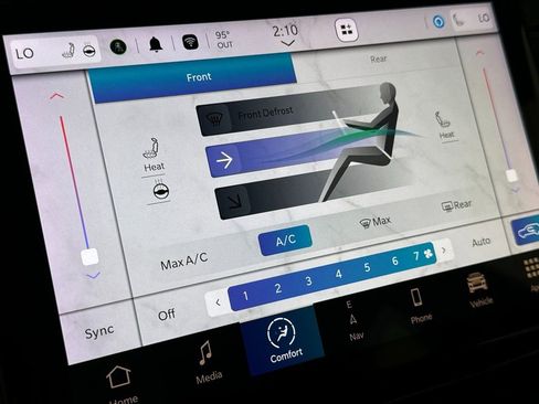 Used 2023 Jeep Grand Cherokee L Limited image 38