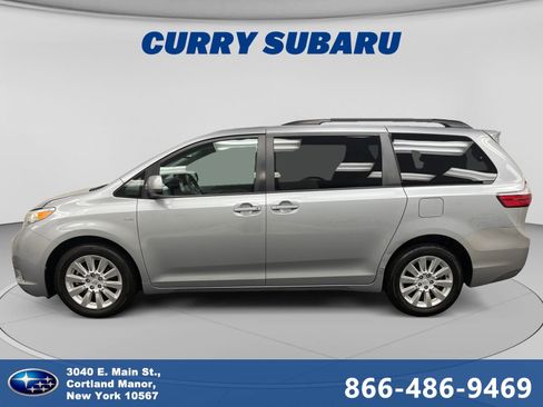Used 2016 Toyota Sienna LE AWD/4WD image 2