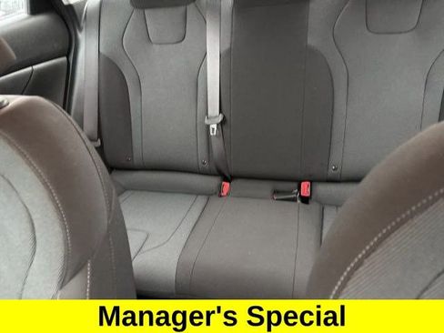 Used 2023 Hyundai Elantra SE image 28