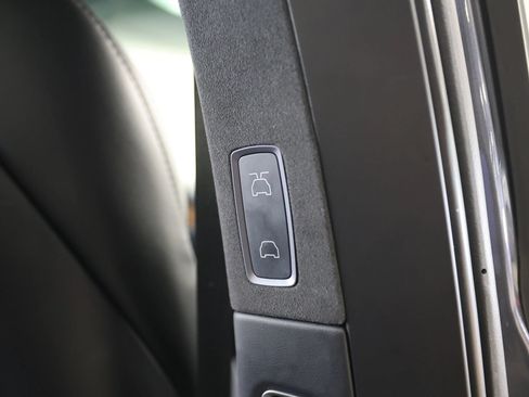 Used 2020 Tesla Model X Long Range AWD/4WD image 45